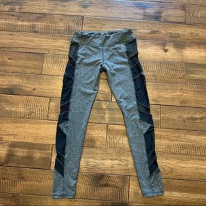 Mesh panel leggings